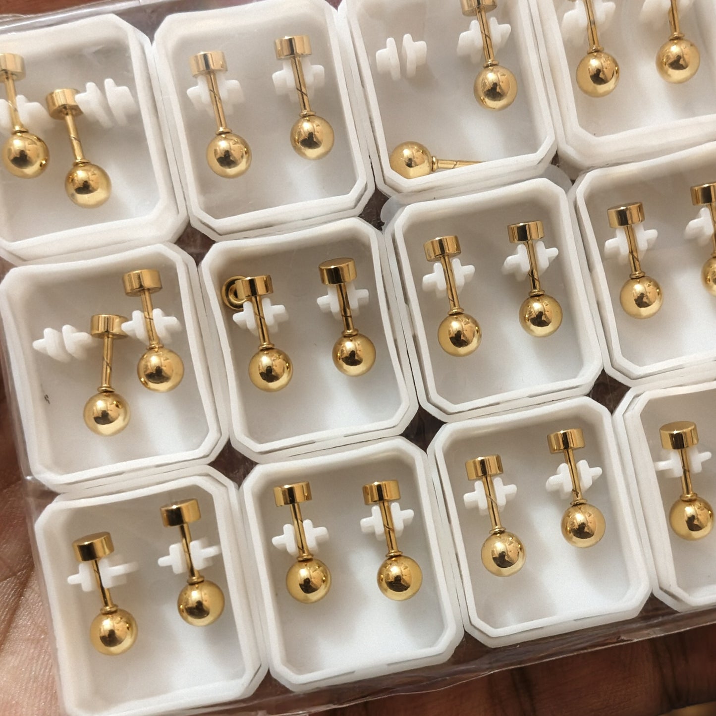 Ball Studs Earrings (Stainless steel)