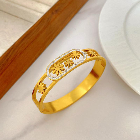 Sunny Diamentees Handcuff