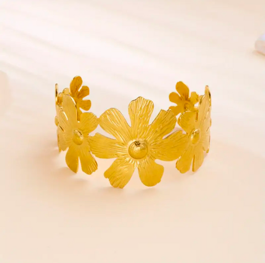 A Grade Floral Handcuff (Anti Tarnish)