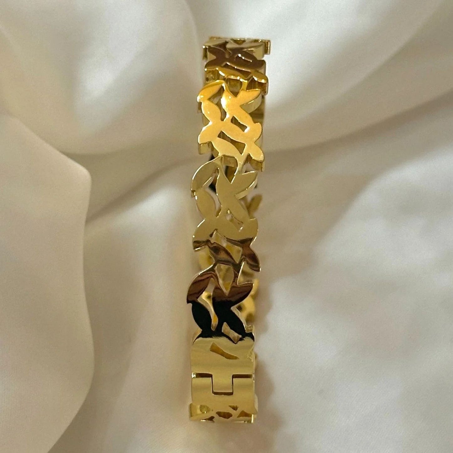 Floral Handcuff (Anti Tarnish)