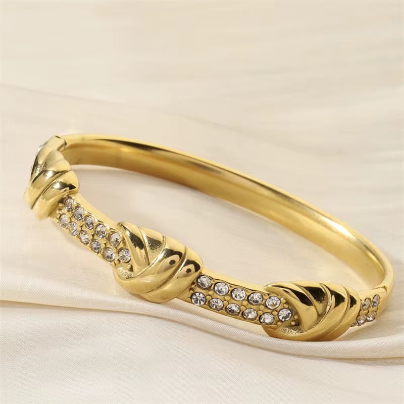 Knot Crystal Handcuff