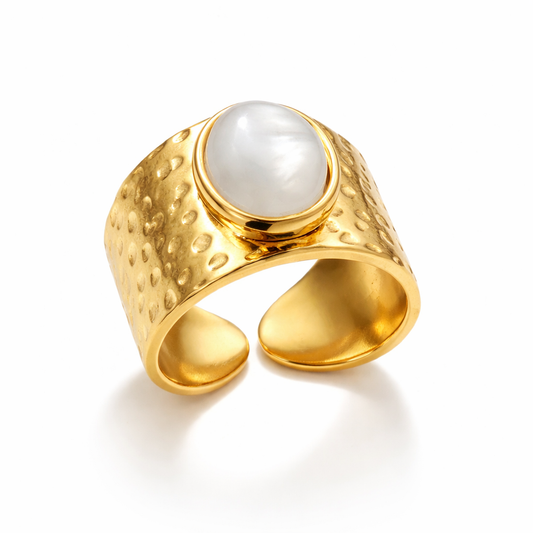 Bulky Stone Ring (White)