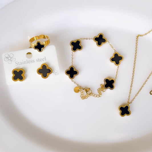 4 in 1 Clover Set Black with Bracelet (Anti Tarnish)