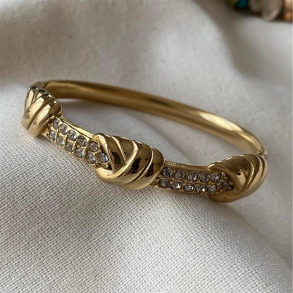 Knot Crystal Handcuff