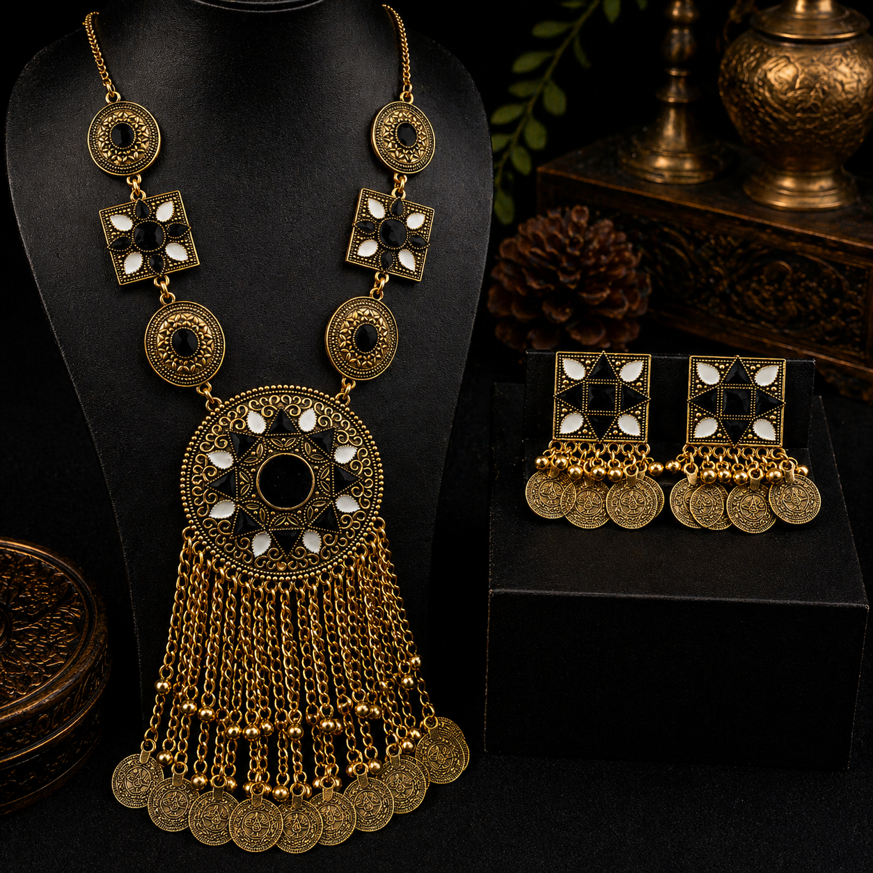 Noor-e-Zar Oxidized Set