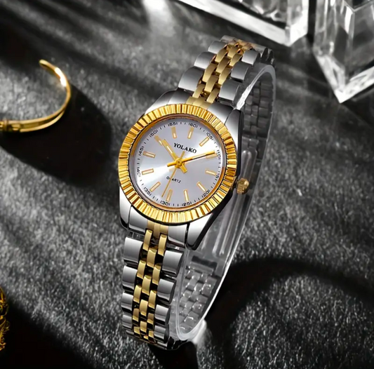 Circle Small Dial Watch
